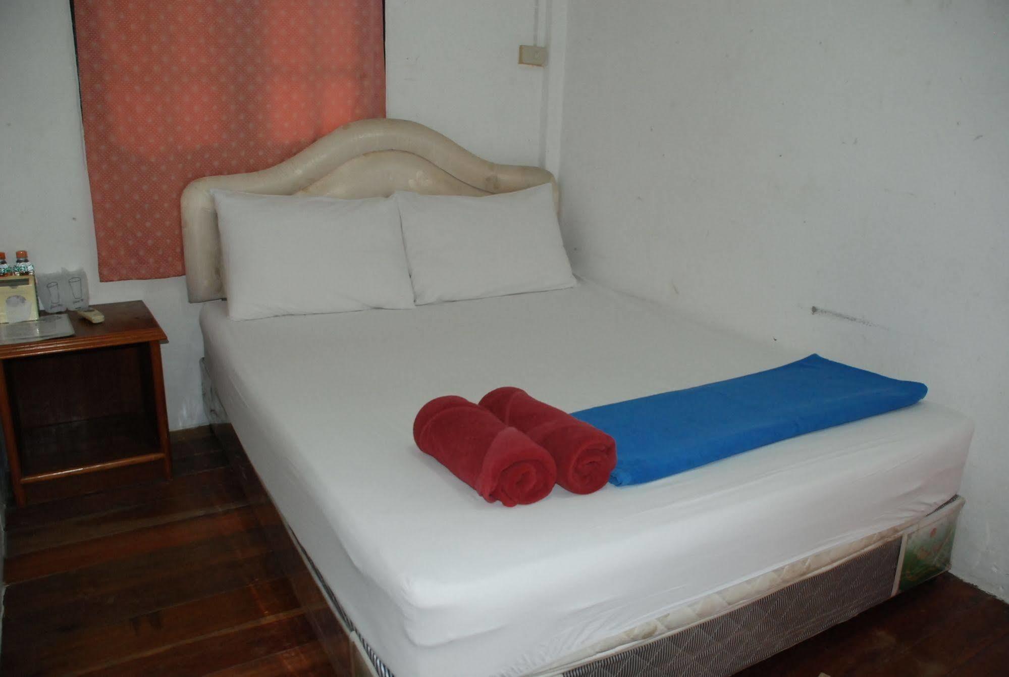 Amity Beach Resort Maret المظهر الخارجي الصورة