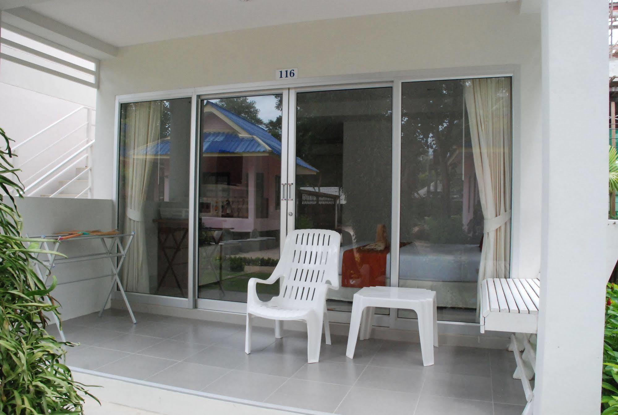 Amity Beach Resort Maret المظهر الخارجي الصورة