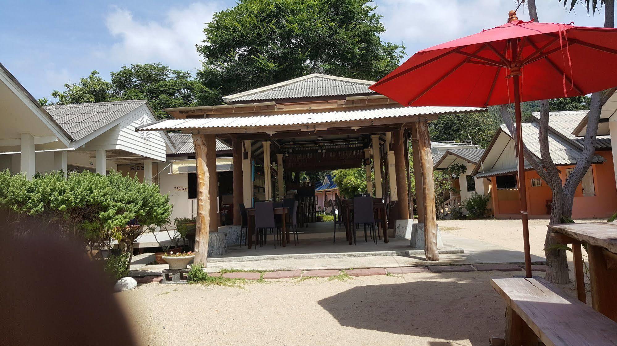Amity Beach Resort Maret المظهر الخارجي الصورة