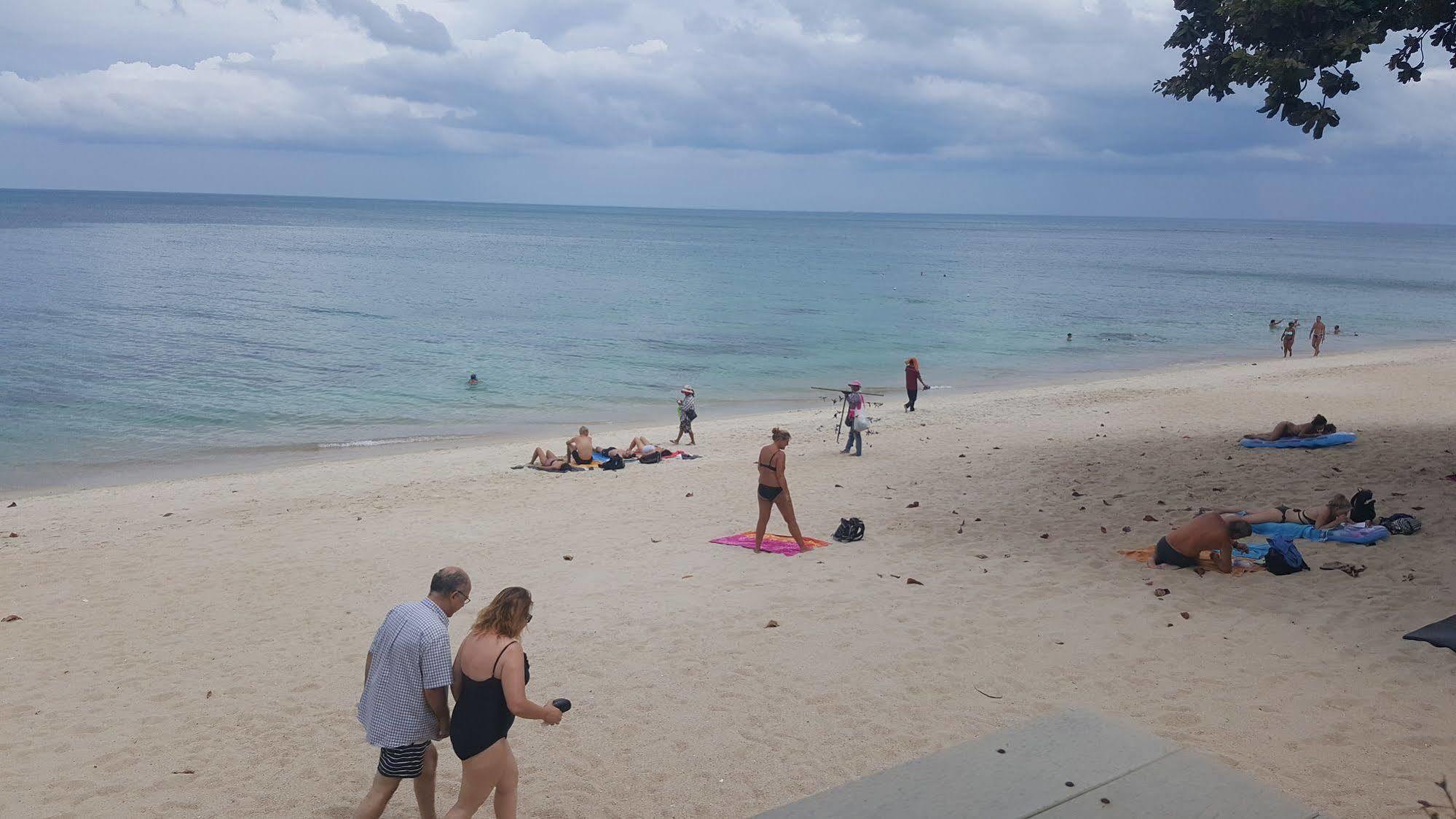 Amity Beach Resort Maret المظهر الخارجي الصورة