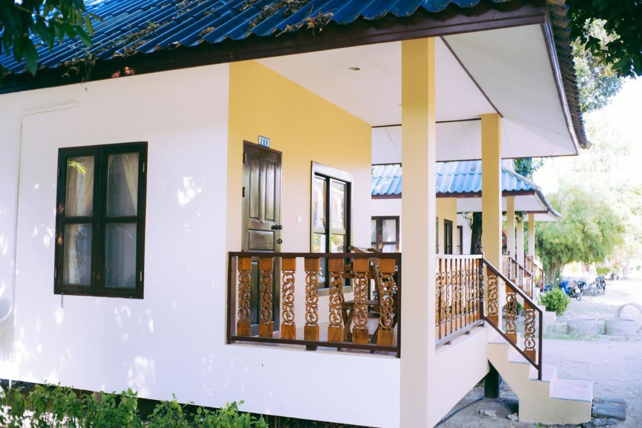 Amity Beach Resort Maret المظهر الخارجي الصورة
